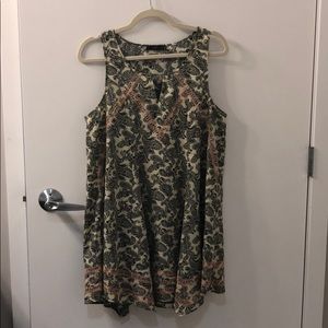 Summery navy and creme dress w pink embellishments